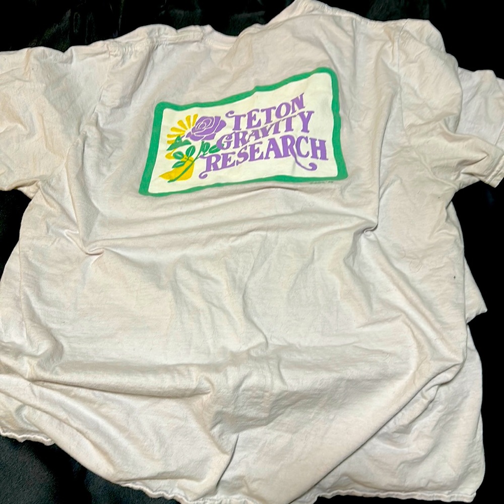 Teton gravity research size xl white tee shirt